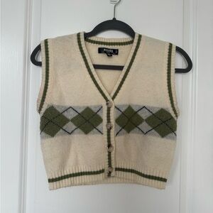 Missguided Cream and Green Knit Cropped Vest